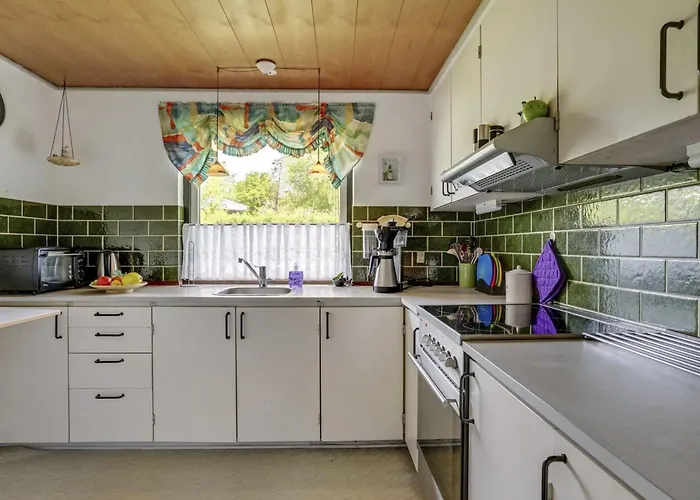 Holiday home Yak - 350m From The Sea By Interhome