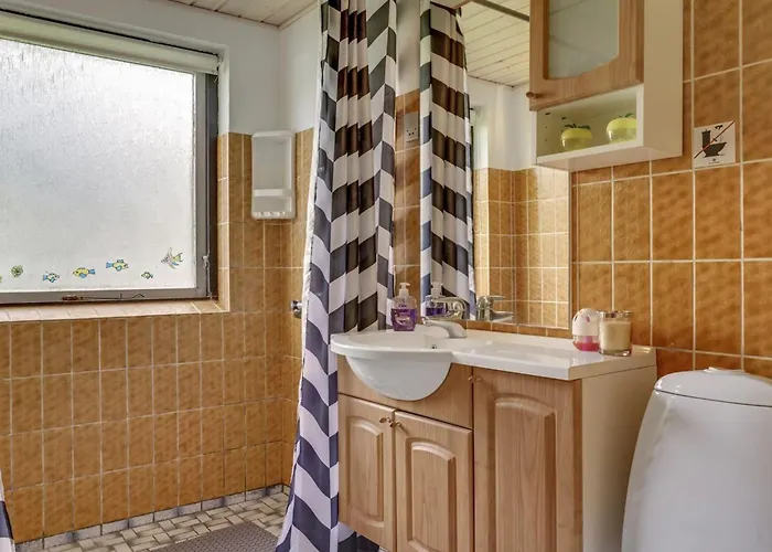 Yak - 350m From The Sea By Interhome *