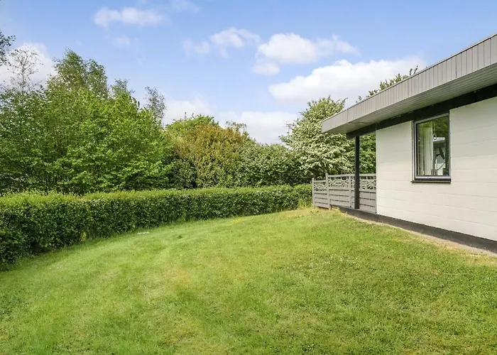 Yak - 350m From The Sea By Interhome *